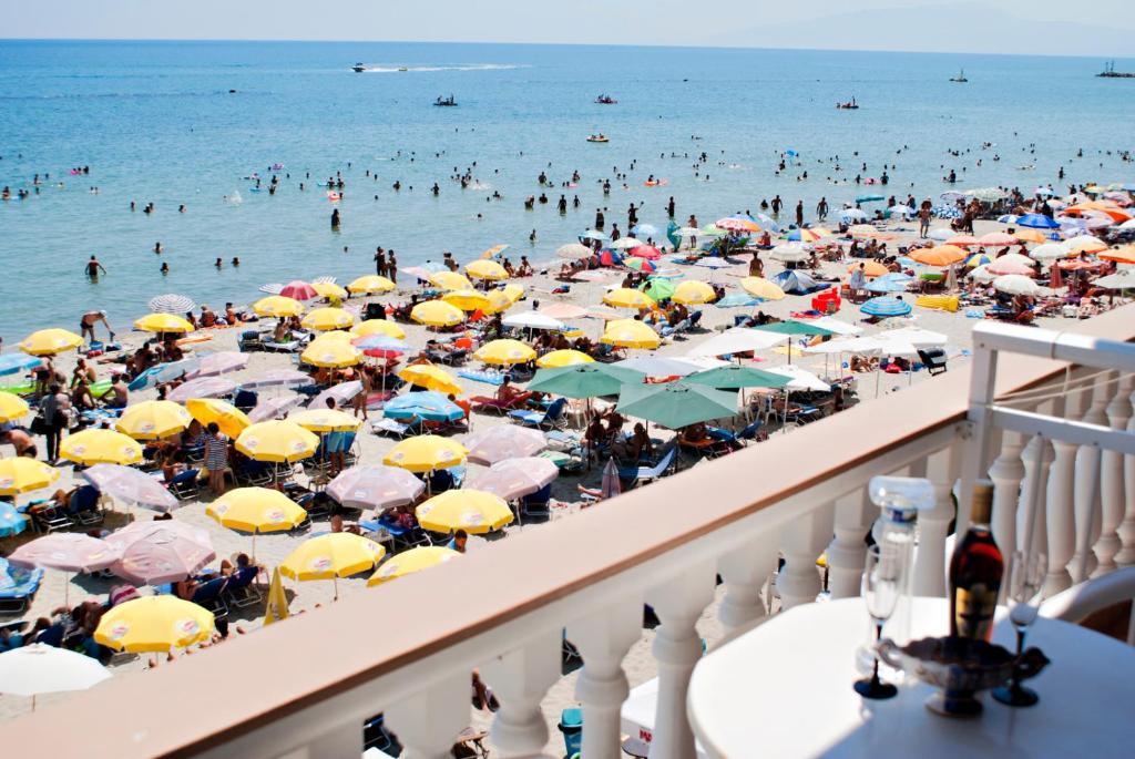 Oscar Hotel Paralia Katerinis Exterior photo
